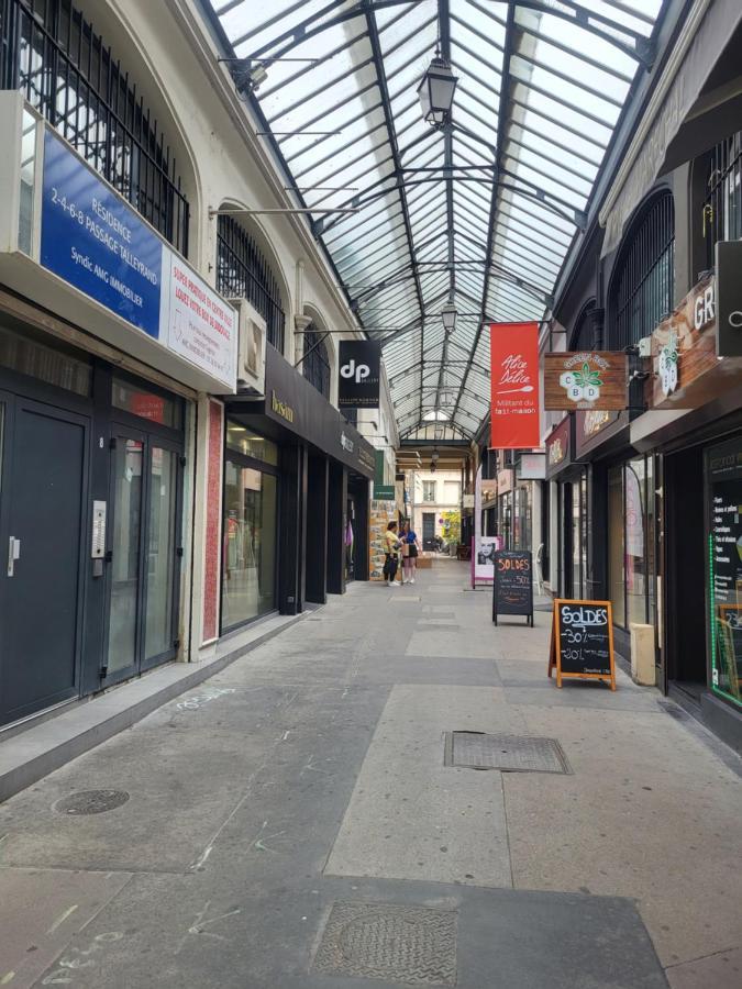 F2 Hypercentre Terrasse Talleyrand Reims Exterior photo